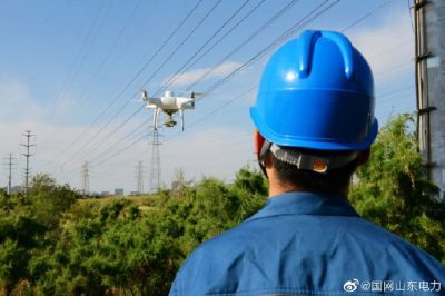 東營(yíng)供電公司：無人機(jī)巡檢 穩(wěn)定線路運(yùn)行