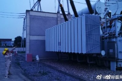 泰州供電公司開展220千伏、110千伏變電站精確測溫、特巡和夜巡