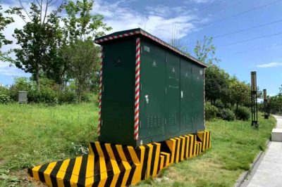 漢中供電公司組織對(duì)轄區(qū)環(huán)網(wǎng)柜進(jìn)行消缺并粉刷新油漆