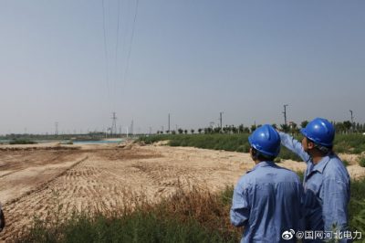 南宮市供電公司利用雨后間歇時間對110千伏南群線進(jìn)行特殊巡視
