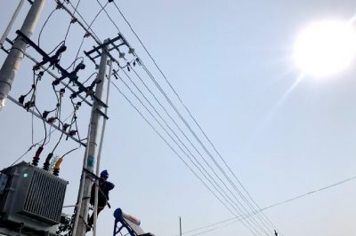 寧倉(cāng)村線(xiàn)路進(jìn)行檢修改造 新裝變壓器