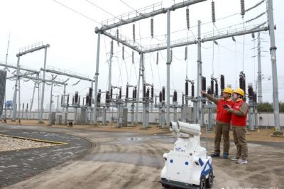 110千伏長橋變電站對變電設(shè)備開展紅外測溫