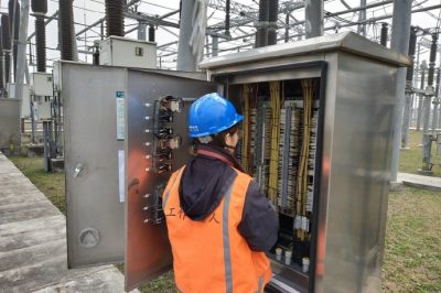 500千伏訪仙變開展了節(jié)前二次設(shè)備特巡