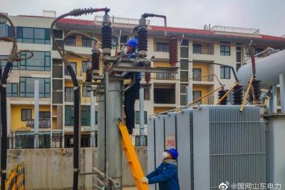 110千伏長山站電抗器室外隔離刀閘檢修