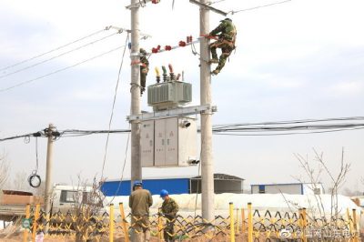 立桿架線強農(nóng)網(wǎng) 機井通電惠民生