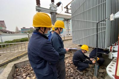 110千伏長安變電站主變進(jìn)行高頻局放檢測(cè)