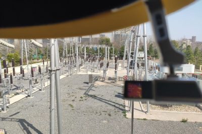 首次采用“頭盔式熱像儀”全面測溫