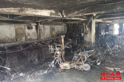 突發(fā)！100多輛電動車被燒毀！