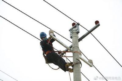 開展雨后緊急消缺保障輸配電設備安全