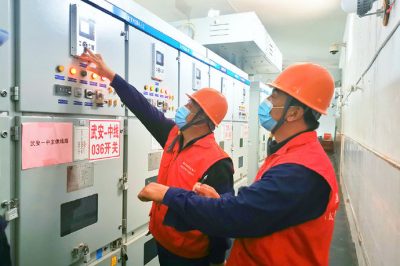 你安心答題，我保電護(hù)航