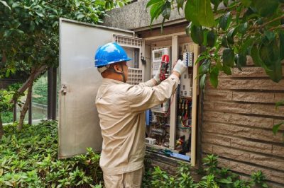 節(jié)前特巡保障臺(tái)區(qū)用戶可靠用電