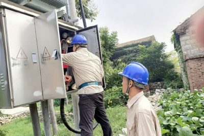 到西相村4號變，西相3號變進行設(shè)備運行隱患排查預控