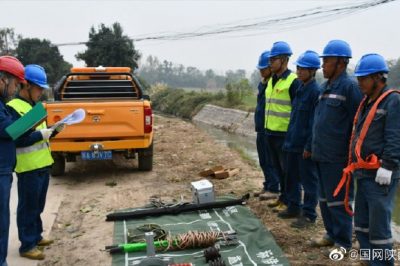 加快秋檢消缺，為電網(wǎng)設(shè)備過冬“強身健骨”