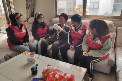 重陽(yáng)敬老 弘揚(yáng)中華傳統(tǒng)美德