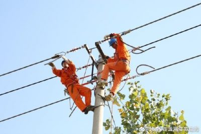 對(duì)10千伏云龍線(xiàn)實(shí)施農(nóng)網(wǎng)升級(jí)改造