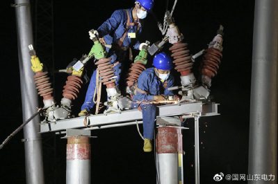 對35千伏東鋼線408更換更大容量電流互感器