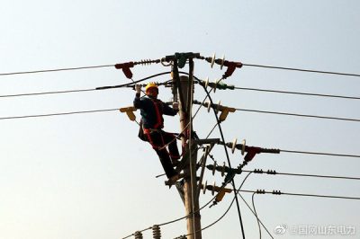 對轄區(qū)10千伏張磚線進行檢修