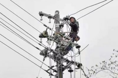 對鎮(zhèn)湖街道馬山村郁舍配變進(jìn)行農(nóng)網(wǎng)改造