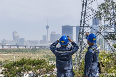 對220千伏加琴線開展防山火特巡