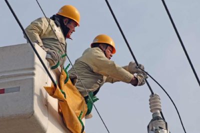 為機(jī)場村新建的4座農(nóng)灌提水站搭接10千伏供電線路