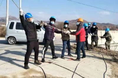 完成11.4千米線路安裝和負(fù)荷切割任務(wù)，優(yōu)化了電網(wǎng)結(jié)構(gòu)