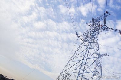 開(kāi)展220千伏益盤線割接山旺站線路施工