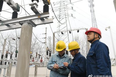 在雨雪大風(fēng)等特殊天氣，對設(shè)備、線路加強(qiáng)巡視監(jiān)督